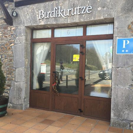 Burdi -Kurutze Pension Уркиола Экстерьер фото